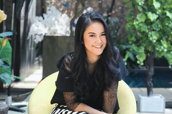 Ini Pesona Gabriella Larasati, Terduga Video 14 Detik Berbalut Kemben Putih