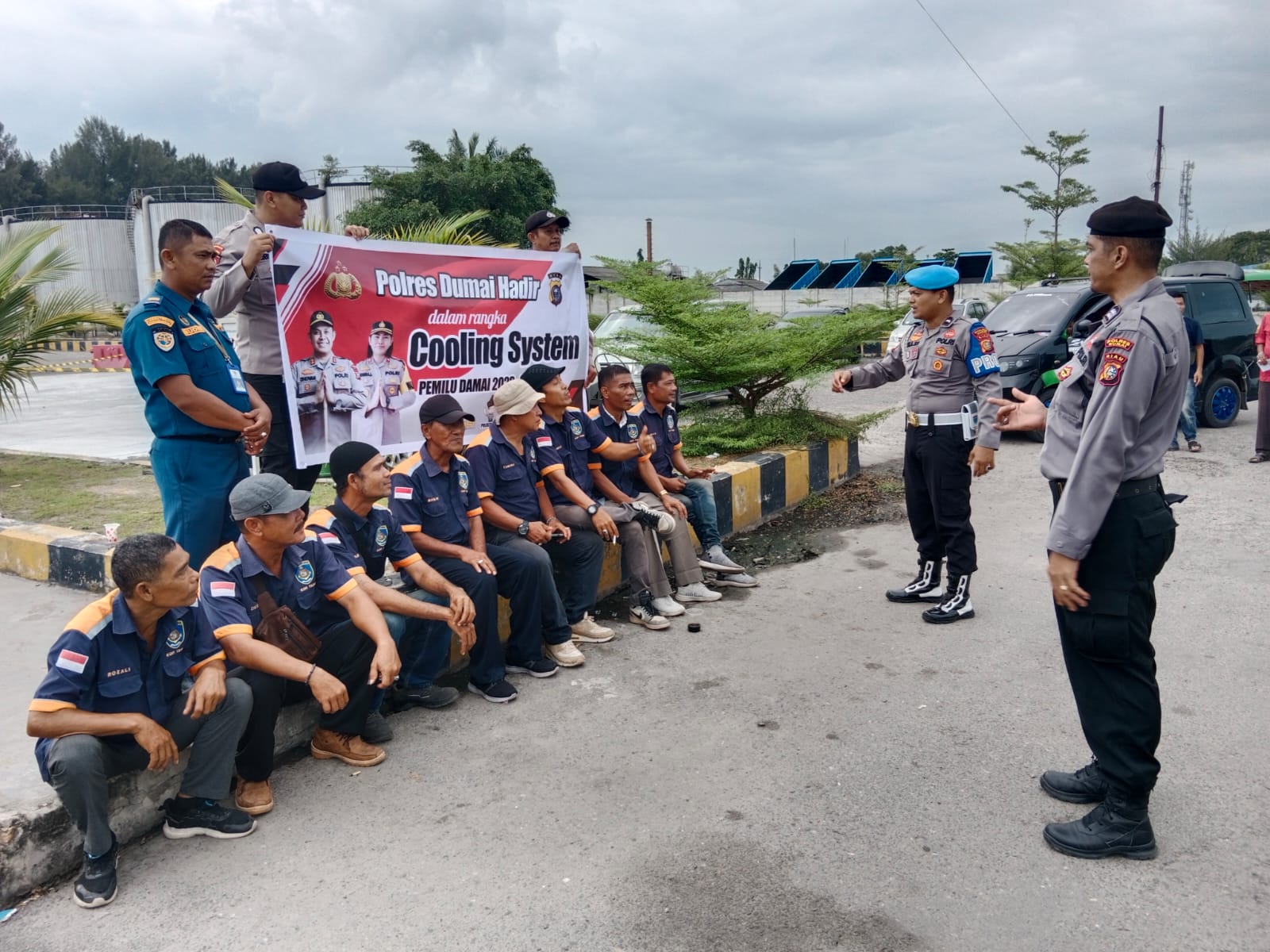 Jelang Pemilu, Anggota Polsek KSKP Dumai Ingatkan Warga Tak Terprovokasi