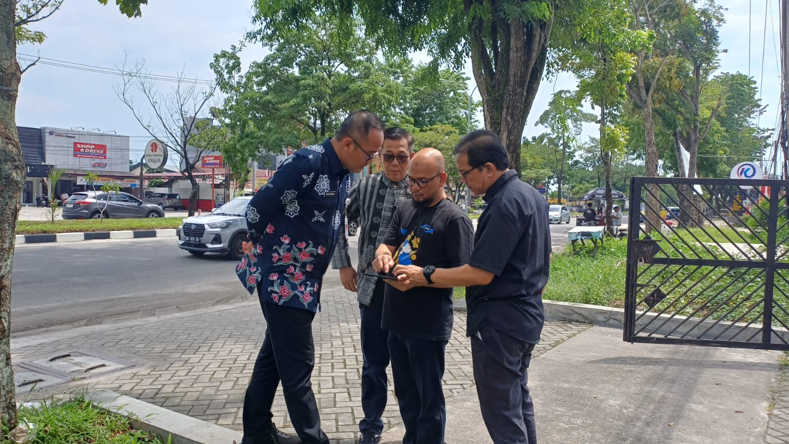 Jaringan FO Bawah Tanah di 6 Ruas Jalan Protokol Kota Pekanbaru Siap Digunakan