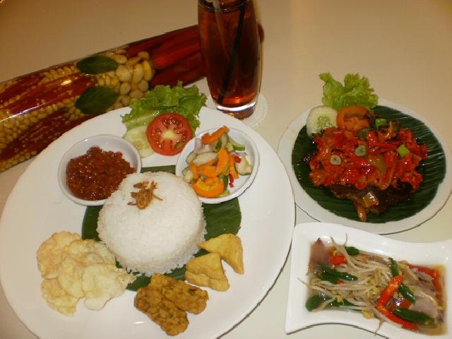 Hebat !! Ada Menu Express Lunch di Hotel Pangeran Pekanbaru