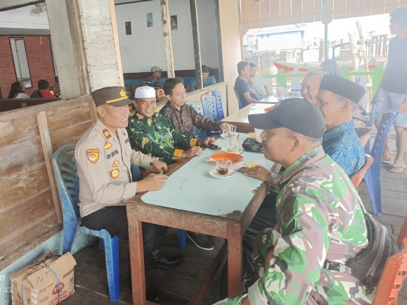 Polsek Tanah Merah Ajak Warga Kuala Enok Jaga Keamanan Menjelang Pilkada 2024