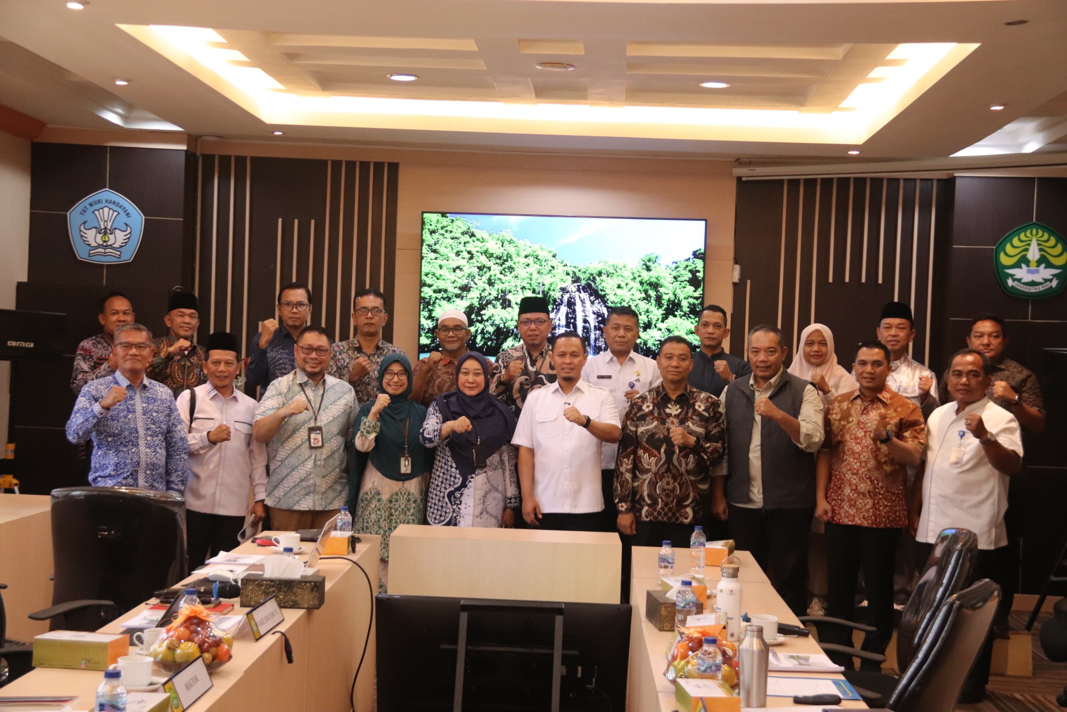 Atasi Banjir di 2 Kecamatan, Pemko Pekanbaru dan Unri Sepakat 10 Danau jadi Embung