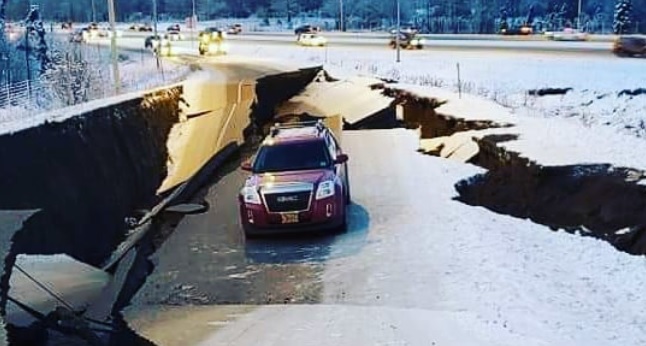 Bikin Merinding! Video Gempa 8,2 Magnitudo, Sirine Peringatan Tsunami Dinyalakan