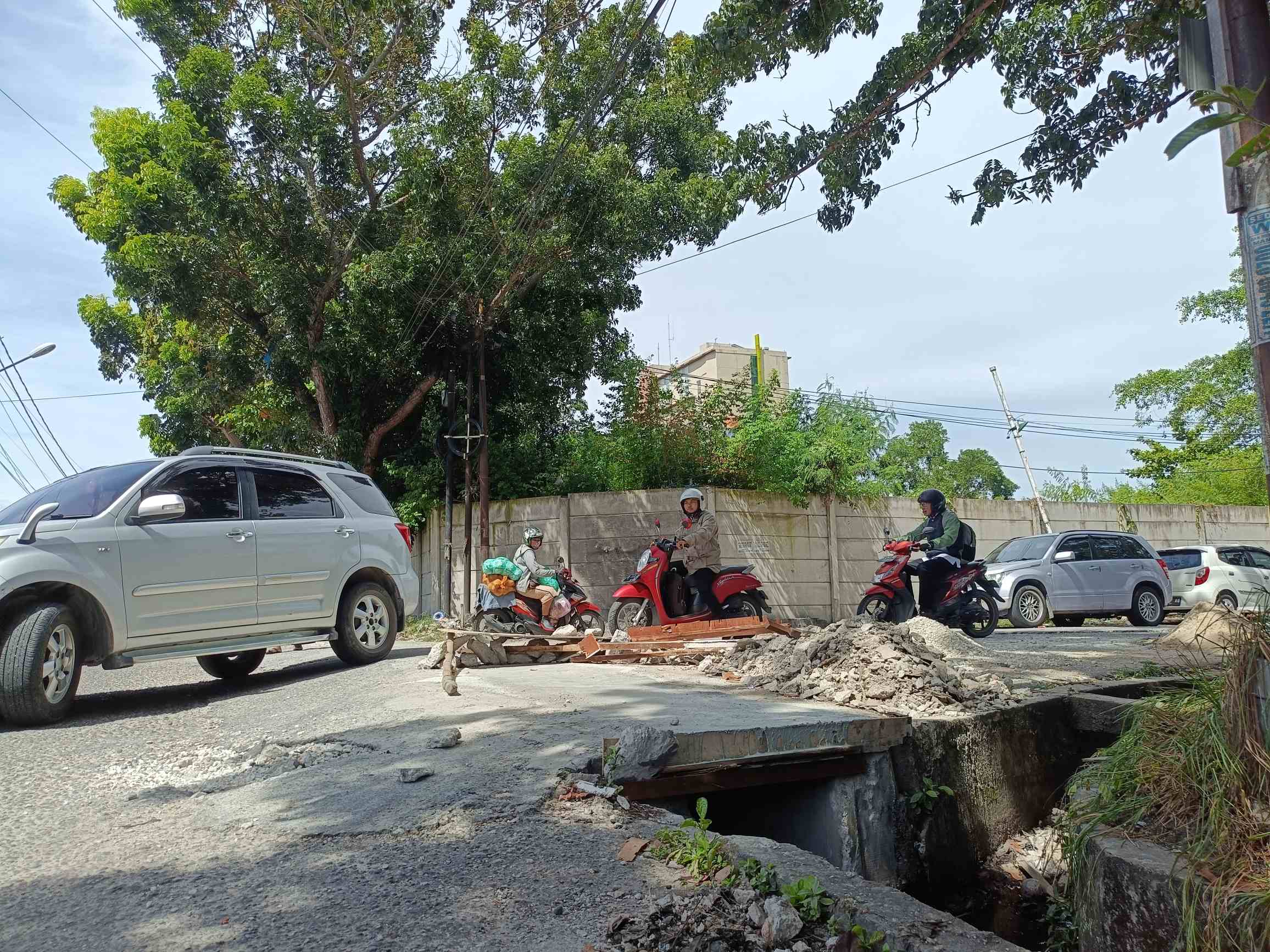 Kontraktor di Pekanbaru Rampungkan Perbaikan Kembali Drainase, Tunda Bayar Diprioritaskan Tahun ini