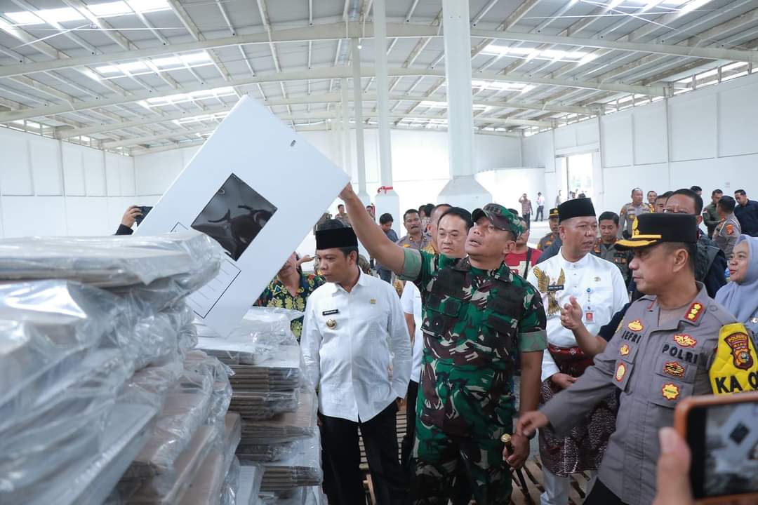 Pj Walikota dan Forkopimda Tinjau Gudang Logistik KPU