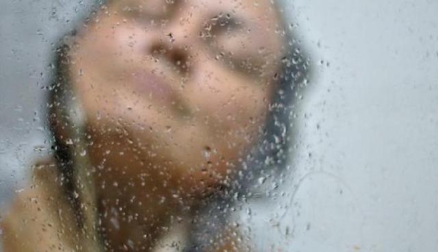 Ketahui Manfaat Mandi Air Dingin untuk Kesehatan