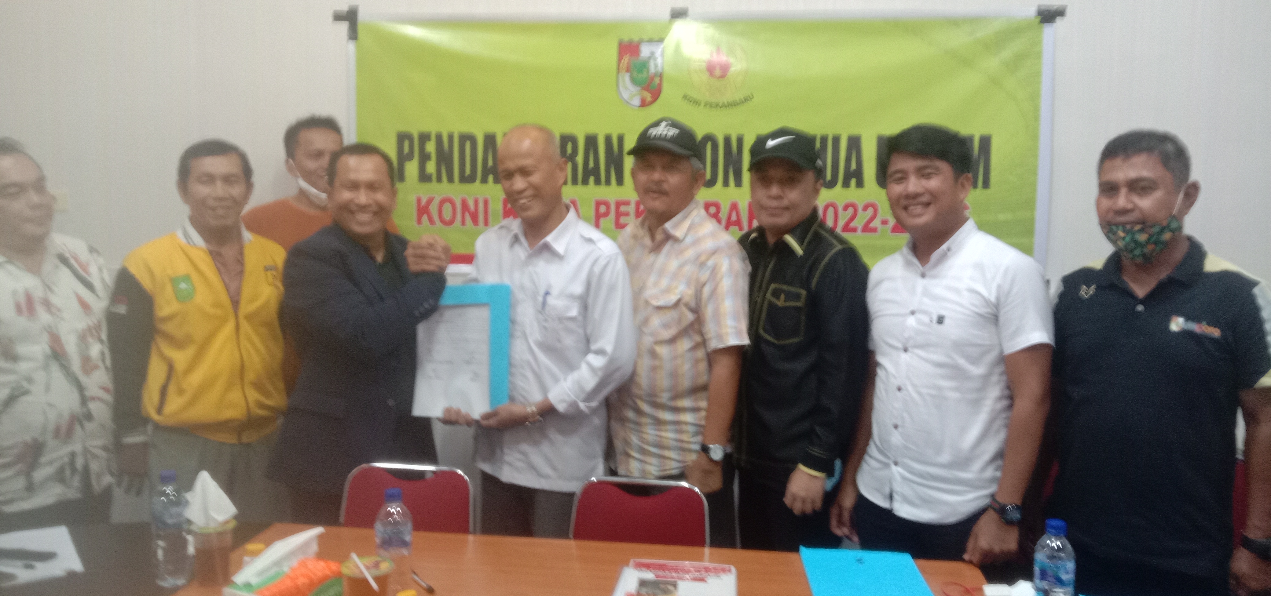 dr Rahmansyah Caketum Pertama Kembalikan Formulir 