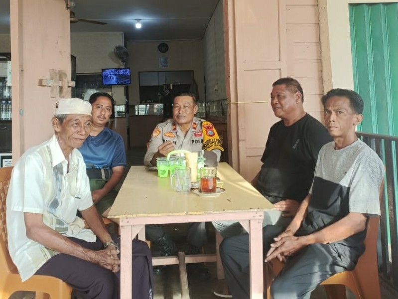 Polsek Tanah Merah Gelar Sosialisasi Pilkada 2024 di Kuala Enok untuk Jaga Kamtibmas