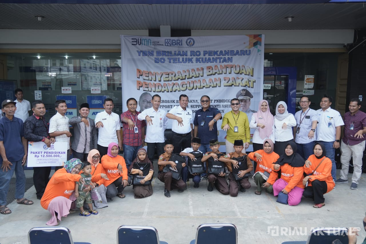 Terima Bantuan Gerobak dari BRI, Pelaku UMKM Apresiasi Komitmen Bupati Kuansing