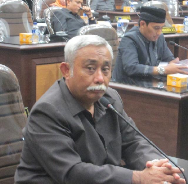 Pungutan Perizinan di Pekanbaru Harus Diberantas