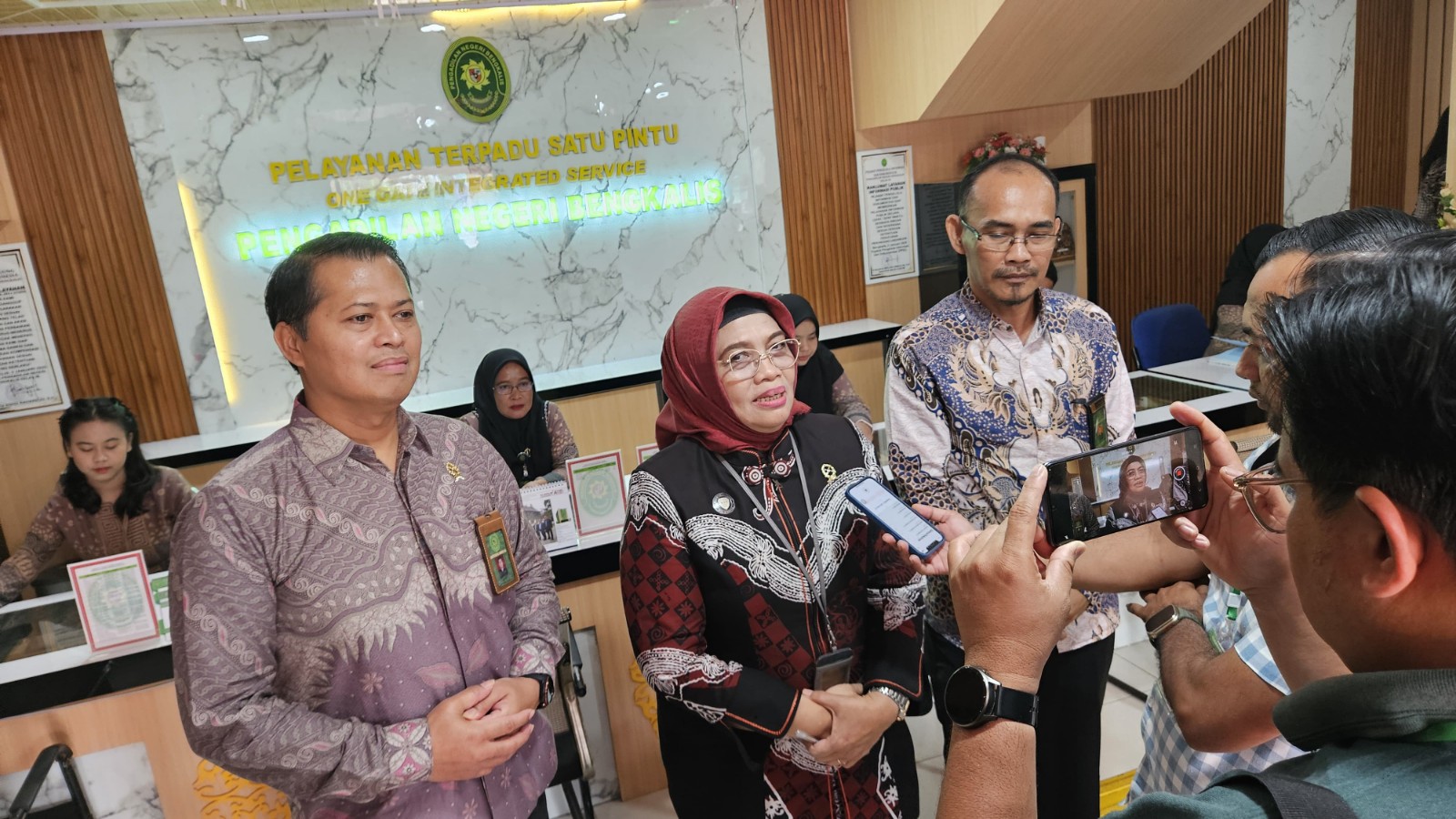 Ketua Pengadilan Tinggi Riau Kunjungi PN Bengkalis, Tinjau Kesiapan Menuju Predikat WBK