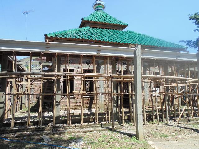 Ribet ! Ingin Terima Hibah, Rumah Ibadah Saja Harus Daftar Dulu Kemenkumham