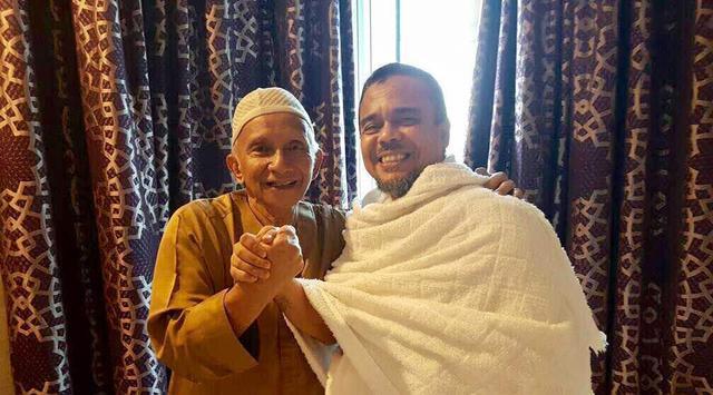 Amien Rais Bertemu Rizieq Shihab di Arab Saudi, Ada Pesan Khusus?