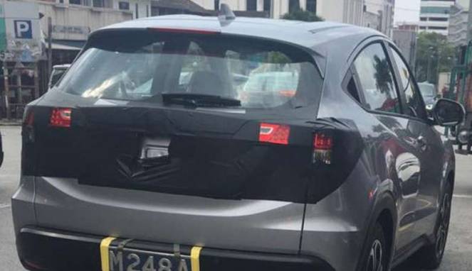 Banyak Berubah, HR-V Terbaru Sudah Kepergok di Jalanan