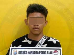 Remaja 16 Tahun di Pekanbaru Bawa 279 Gram Heroin Ditangkap Polisi
