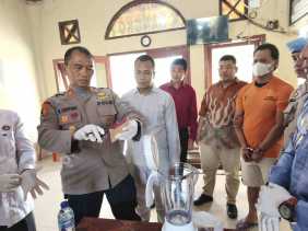 Polsek Bangko Pusako Musnahkan Barang Bukti 0,27 Gram Sabu, Disaksikan Jaksa hingga Tersangka
