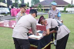 Kapolres Kuansing Pimpin Sertijab 4 Pejabat Utama, Tekankan Integritas dan Kesiapan Nataru