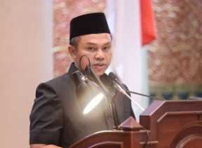 Ingin Tuntas dan Transparan, Gubri Persilahkan DPRD dan Masyarakat Telusuri Penyebab Serta Total Defisit