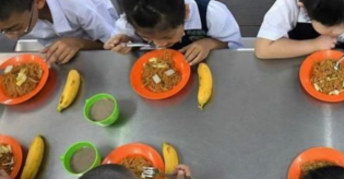 Prabowo-Gibran Menang, Makan Siang Dan Susu Gratis Di Sekolah Dan Pesantren