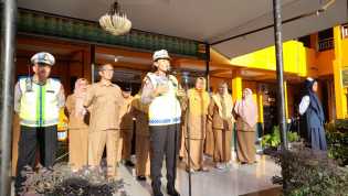 Patuhi Aturan Lalulintas, Satlantas Pekanbaru Edukasi Siswa SMA Negeri 1