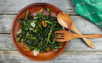 Makan Kangkung Bisa Perparah Asam Urat, Mitos Atau Fakta?