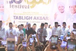 Perkokoh Silaturahmi, Ribuan Warga Hadiri Malam Puncak Pekanbaru Maulid Festival