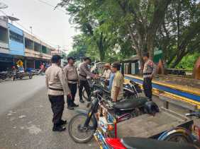 Sat Binmas Polres Inhu Patroli Keliling Kota Rengat, Serukan Pemilu Damai