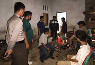 Dukung Lomba Pacu Jalur, Polisi Sisir Kedai yang Menjual Miras