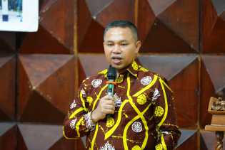 Gubri Abdul Wahid Instruksikan Satpol PP Tindak Tegas Pegawai tak Disiplin