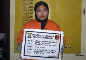 Wanita Ini Ditangkap Usai Gelapkan Dana Yayasan Ratusan Juta di Pekanbaru