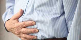 Lima Penyebab Terjadinya Masalah Perut Kembung di Malam Hari