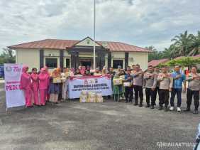 Peduli Sesama, Polsek Tanah Putih Tanjung Melawan Berbagi dengan Masyarakat di HUT Bhayangkara ke-79