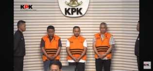 KPK Tetapkan Gubernur Riau sebagai Tersangka Kasus Suap 'Jatah Preman'