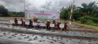 Polsek Teluk Meranti dan Masyarakat Tanam Bibit Palawija Demi Ketahanan Pangan