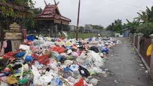 Sampah Masih Menumpuk, Pj Walikota Pekanbaru Pertanyakan Kesiapan Pengelola