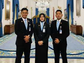 Tiga Putra-Putri Riau Harumkan Daerah, Bertugas sebagai Protokol Perbantuan di Istana Negara Tahun 2025