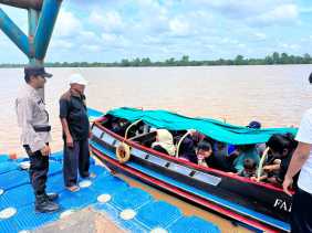 Polsek Reteh Kampanye Pemilu Damai di Pelabuhan Pulau Kijang