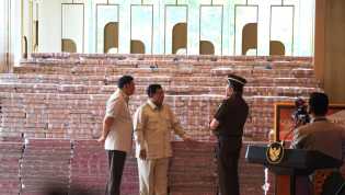 Kejagung Serahkan Uang Sitaan Kasus Korupsi CPO Rp13,25 Triliun ke Negara