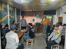 Kapolsek Rambah Ajak Warga Desa Koto Tinggi Ciptakan Pemilu Damai