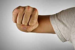 Pemeriksaan Oknum Polwan Terkait Dugaan Penganiayaan Masih Berjalan di Propam Polda Riau