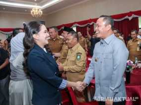 Tinjau Posbankum, Ini Kata Gubernur Malut Sherly Tjoanda Soal Pekanbaru