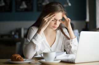 Lampiaskan Stres dan Galau dengan Makan Bisa Picu Kenaikan Berat Badan