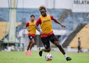 Pertajam Lini Depan, PSPS Pekanbaru Resmi Perkenalkan Dua Legiun Asing