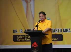 Survei TBRC : Mayoritas Masyarakat Ekonomi Sektor Formal dan Informal Pilih Airlangga Jadi Suksesor Jokowi