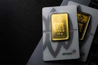 Harga Emas Antam Makin Anjlok, Ini Daftarnya