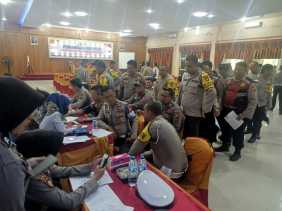 Jelang Pemilu 2024, Personil Polres Kuansing Jalani Pemeriksaan Kesehatan