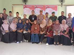 Kapolsek Medang Kampai Hadiri Pelantikan KPPS Pemilu 2024