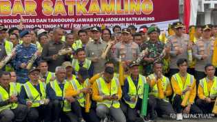 Apel Akbar Satkamling di Pekanbaru, Kapolda Riau: Wujud Sinergi Polisi dan Masyarakat untuk Keamanan