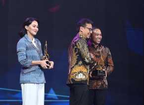 Gubernur Riau Abdul Wahid Terima Penghargaan Daerah Peduli Layanan Kesehatan dan Gizi Anak