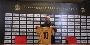 Jika Tak Direkrut Bhayangkara FC, Radja Nainggolan Ngaku Akan Pensiun